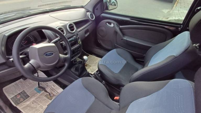 FORD - KA - 2011/2012 - Preta - R$ 22.900,00
