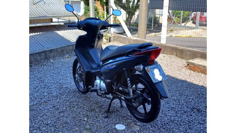 HONDA - BIZ 125 - 2017/2017 - Cinza - R$ 13.500,00