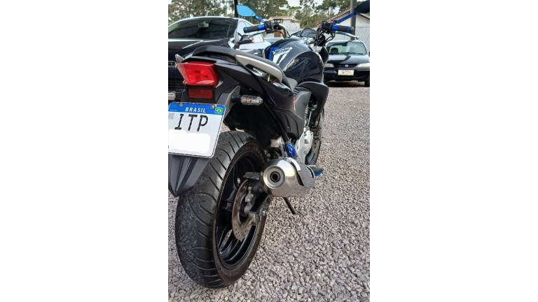 HONDA - CB 300R - 2012/2012 - Azul - R$ 13.300,00
