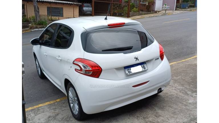 PEUGEOT - 208 - 2019/2020 - Branca - R$ 46.900,00