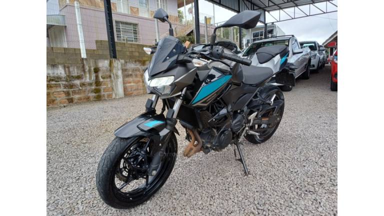 KAWASAKI - Z400 - 2023/2023 - Cinza - R$ 29.900,00