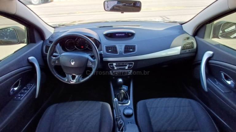 RENAULT - FLUENCE - 2014/2014 - Preta - R$ 39.900,00