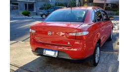 FIAT - GRAND SIENA - 2016/2016 - Vermelha - R$ 38.500,00