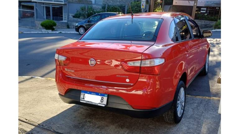 FIAT - GRAND SIENA - 2016/2016 - Vermelha - R$ 38.500,00