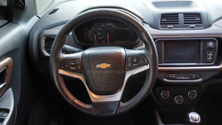 CHEVROLET - SPIN - 2021/2022 - Branca - R$ 79.900,00