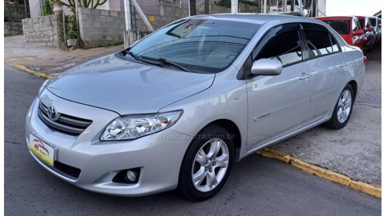 TOYOTA - COROLLA - 2009/2010 - Prata - R$ 51.900,00