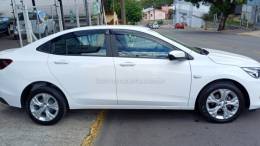 CHEVROLET - ONIX - 2023/2023 - Branca - R$ 74.900,00