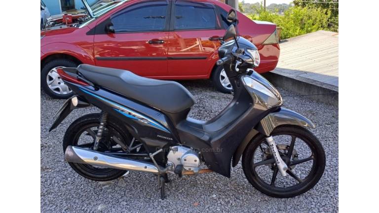 HONDA - BIZ 125 - 2017/2017 - Cinza - R$ 13.500,00