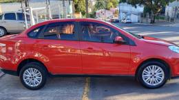 FIAT - GRAND SIENA - 2016/2016 - Vermelha - R$ 38.500,00