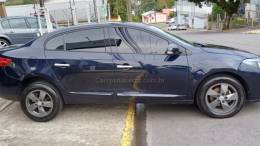 RENAULT - FLUENCE - 2012/2013 - Azul - R$ 36.500,00