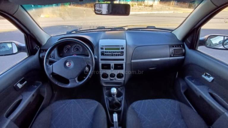 FIAT - SIENA - 2010/2010 - Prata - R$ 28.900,00