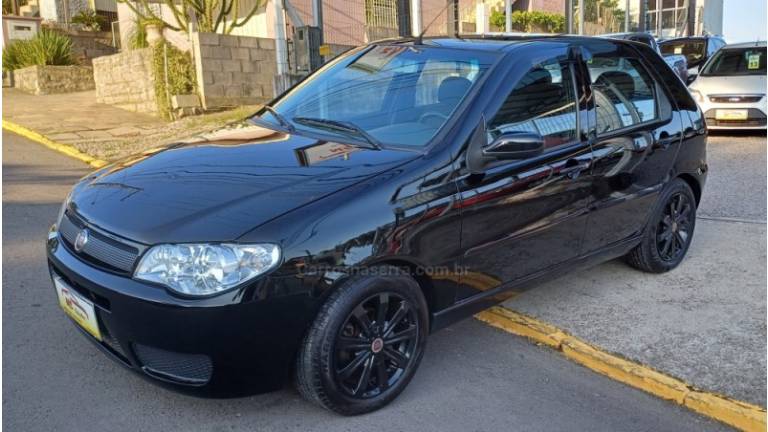 FIAT - PALIO - 2009/2010 - Preta - R$ 23.500,00