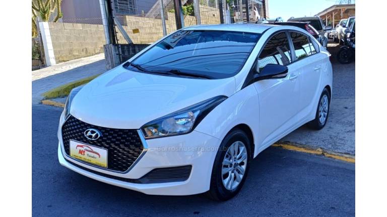 HYUNDAI - HB20S - 2019/2019 - Branca - R$ 59.900,00