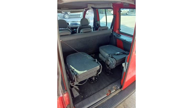 FIAT - DOBLÓ - 2008/2009 - Vermelha - R$ 29.900,00