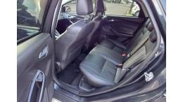 FORD - FOCUS - 2013/2014 - Preta - R$ 44.900,00