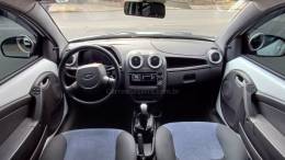 FORD - KA - 2012/2013 - Branca - R$ 24.900,00