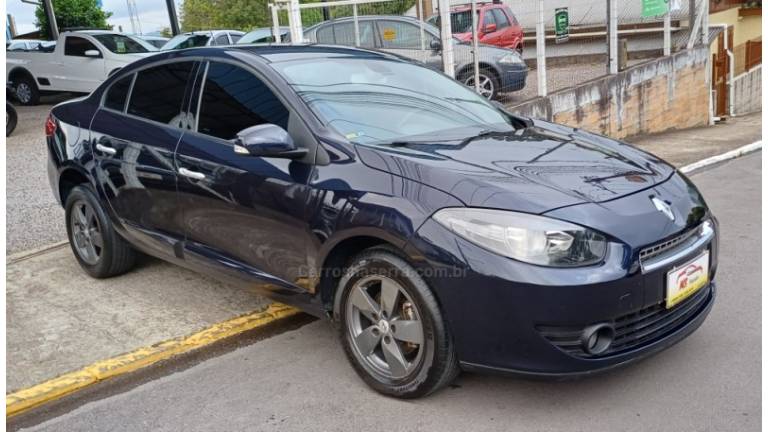 RENAULT - FLUENCE - 2012/2013 - Azul - R$ 36.500,00