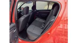 RENAULT - SANDERO - 2011/2012 - Vermelha - R$ 27.900,00