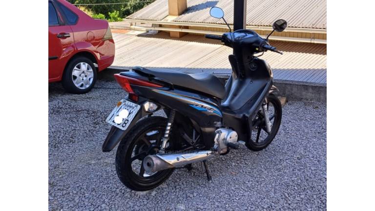 HONDA - BIZ 125 - 2017/2017 - Cinza - R$ 13.500,00