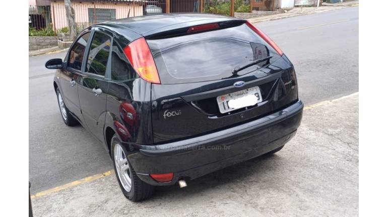 FORD - FOCUS - 2009/2009 - Preta - R$ 24.900,00