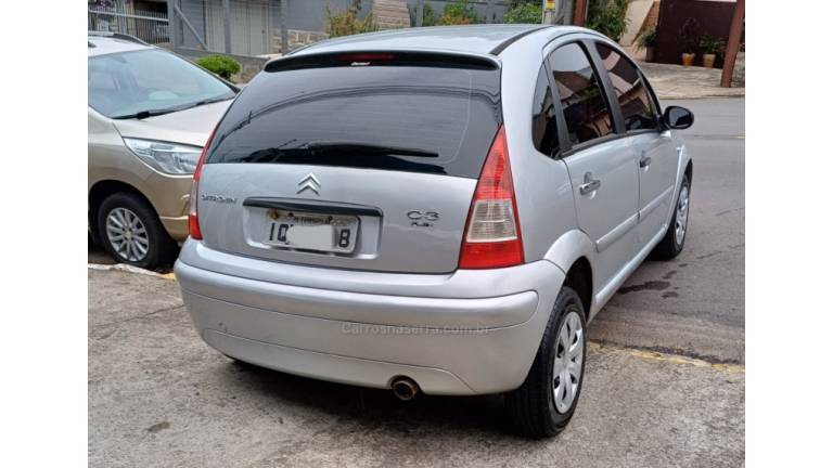 CITROËN - C3 - 2009/2010 - Prata - R$ 21.900,00