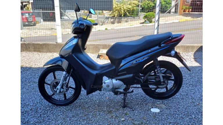 HONDA - BIZ 125 - 2017/2017 - Cinza - R$ 13.500,00