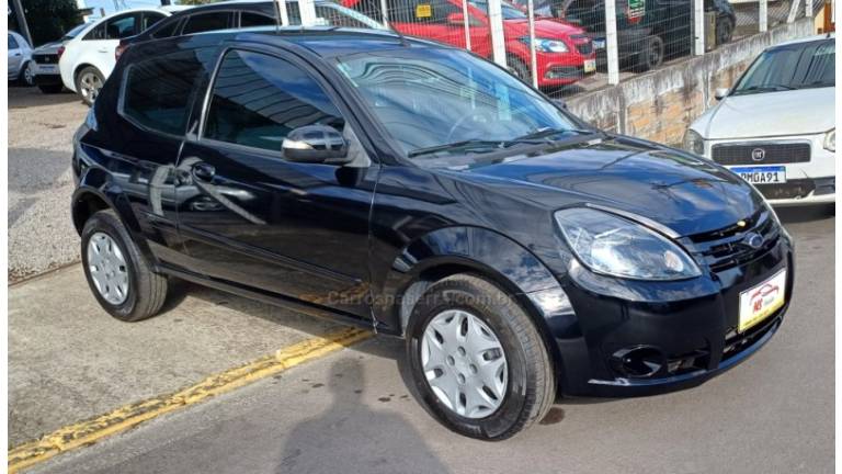 FORD - KA - 2011/2012 - Preta - R$ 22.900,00