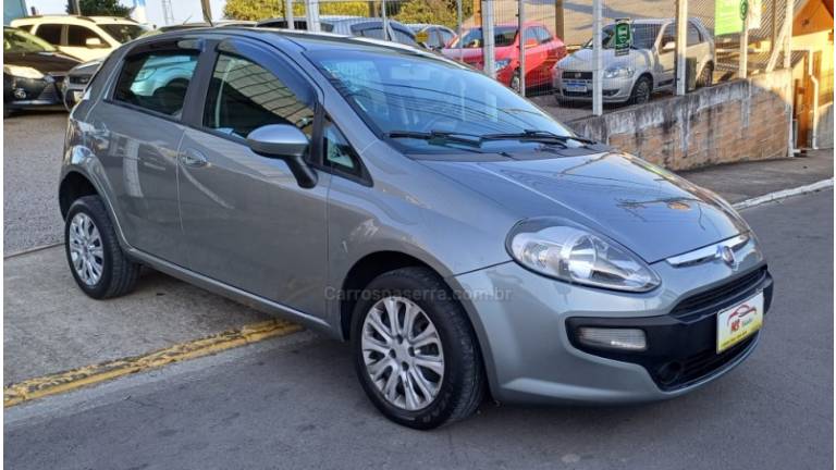 FIAT - PUNTO - 2013/2013 - Cinza - R$ 35.500,00