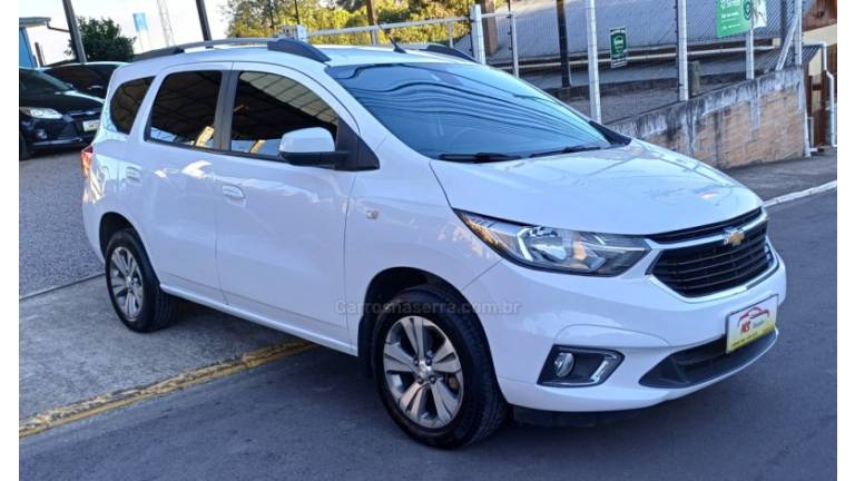 CHEVROLET - SPIN - 2021/2022 - Branca - R$ 79.900,00