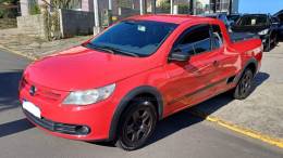 VOLKSWAGEN - SAVEIRO - 2011/2012 - Vermelha - R$ 45.000,00