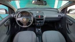CHEVROLET - CORSA - 2005/2006 - Cinza - R$ 19.900,00