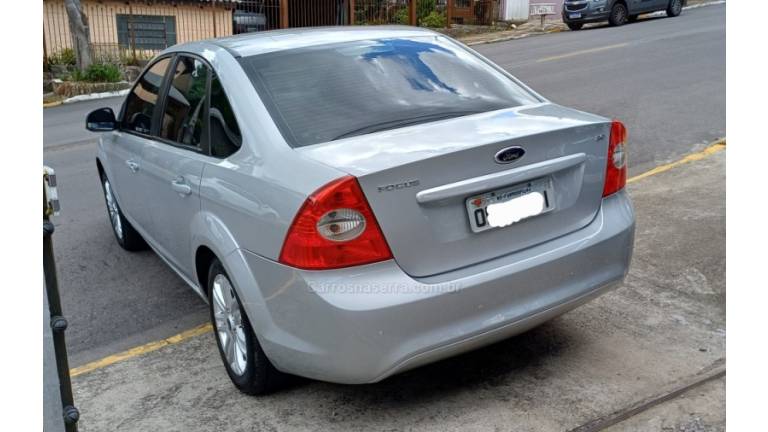 FORD - FOCUS - 2013/2013 - Prata - R$ 41.900,00