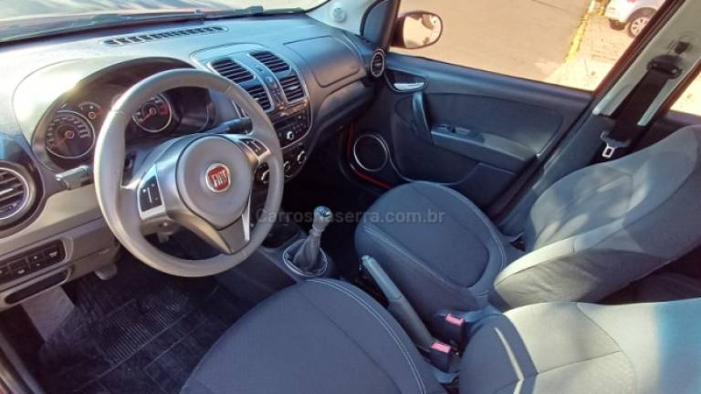FIAT - GRAND SIENA - 2016/2016 - Vermelha - R$ 38.500,00
