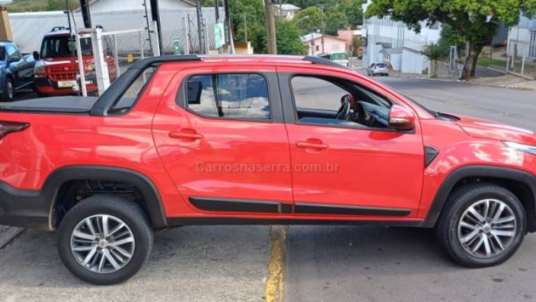 FIAT - STRADA - 2022/2022 - Vermelha - R$ 105.900,00